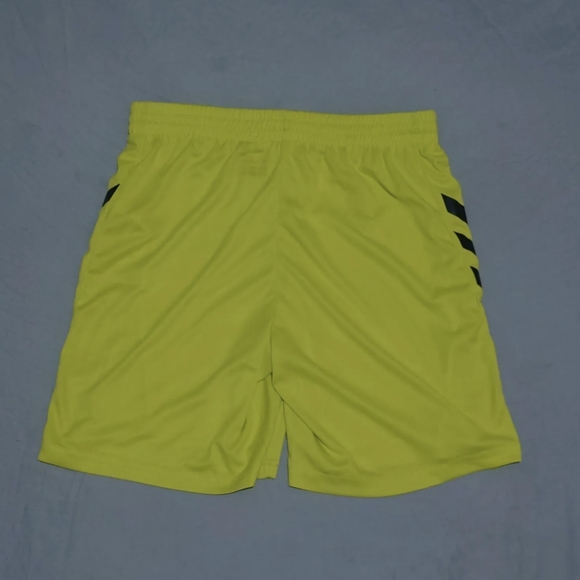 Hummel Football Shorts Men's Medium Yellow Black W30 L8 Sports Gym Drawstrings - Picture 2 of 7